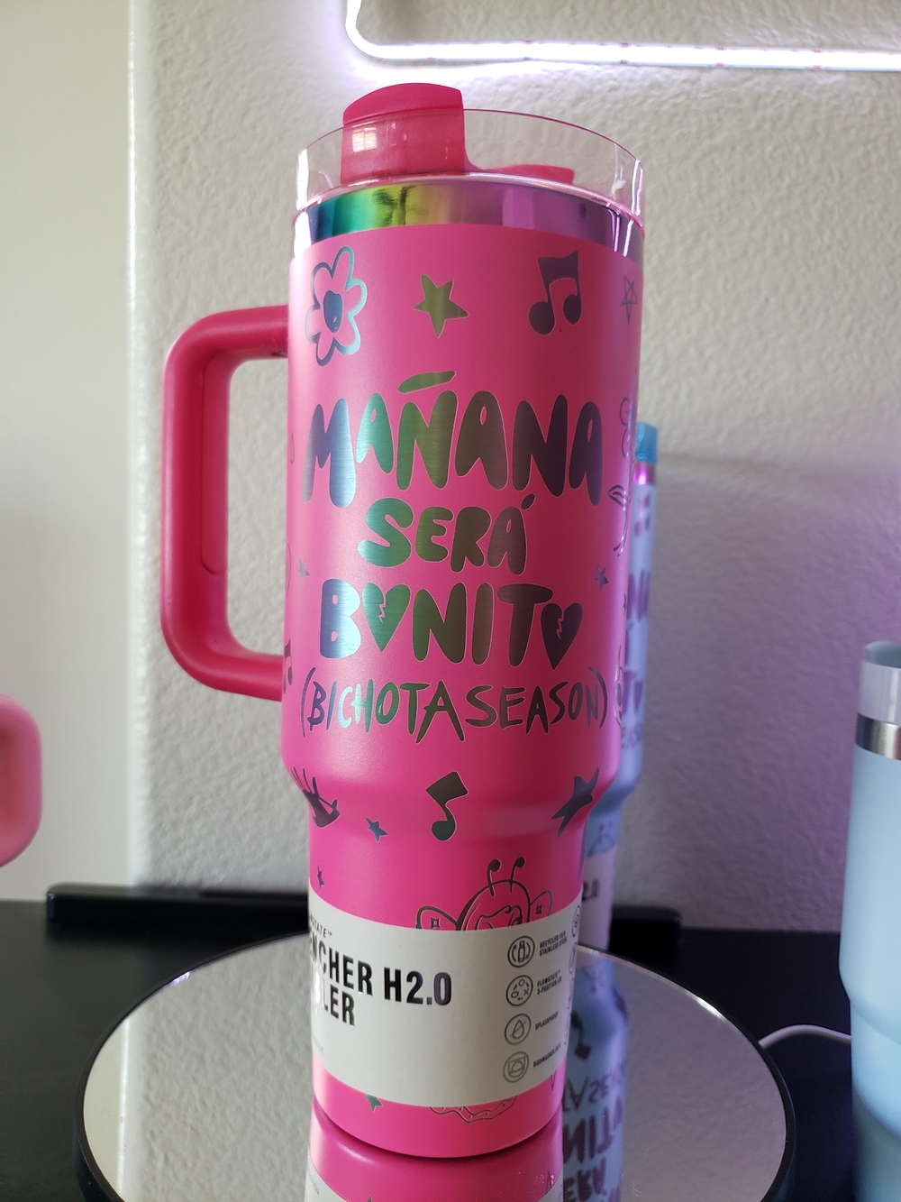 Pink Travel Tumbler Mug - Mañana Será Bonito